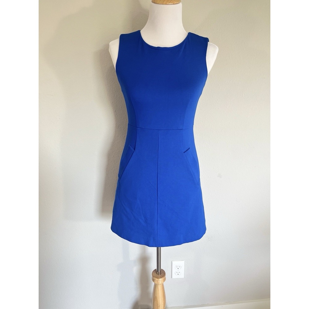Diane von Furstenberg Carpreena Shift Dress Size 4 DVF Blue Sleeveless Career